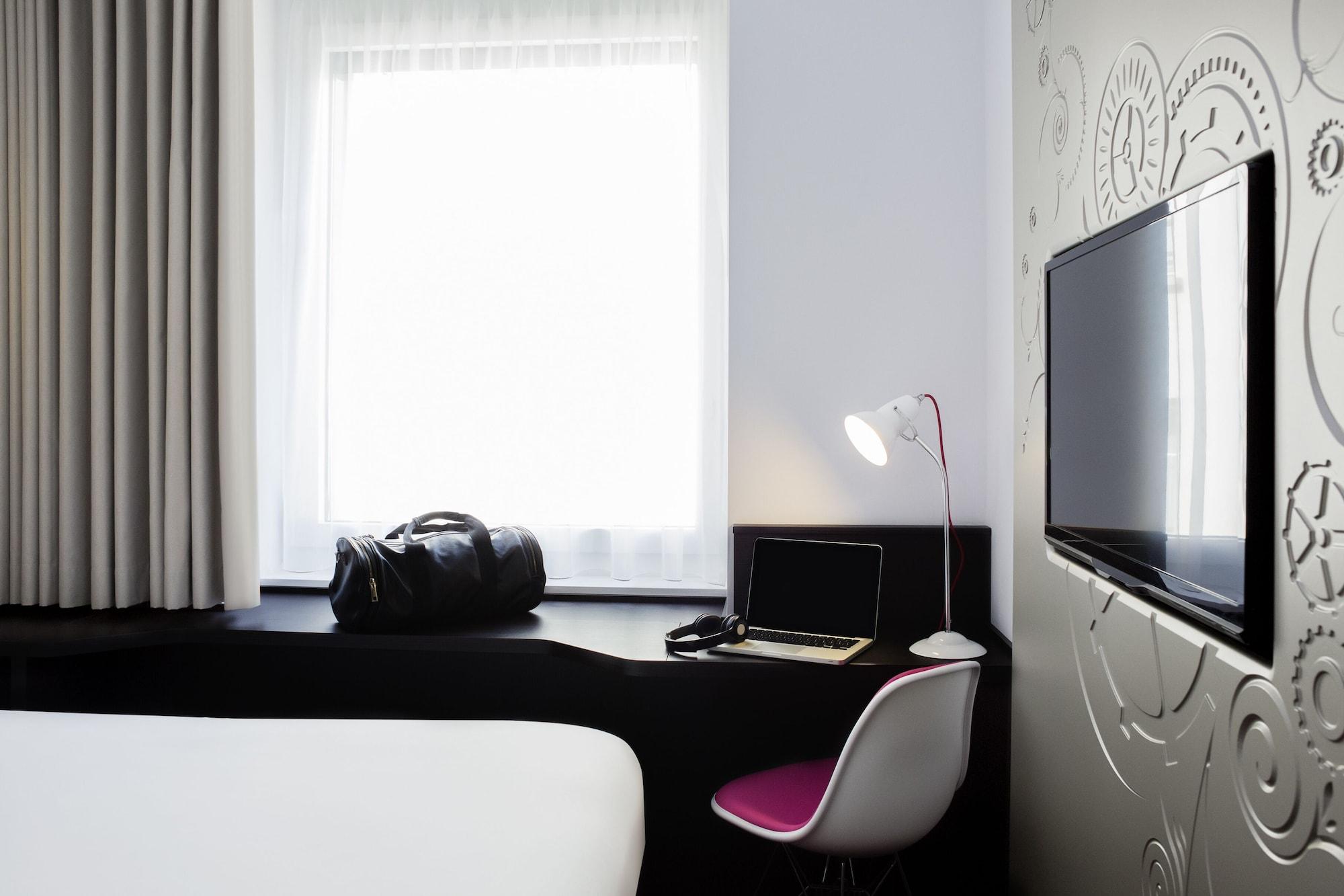 Visionapartments Place De Cornavin - Contactless Check-In เจนีวา ภายนอก รูปภาพ
