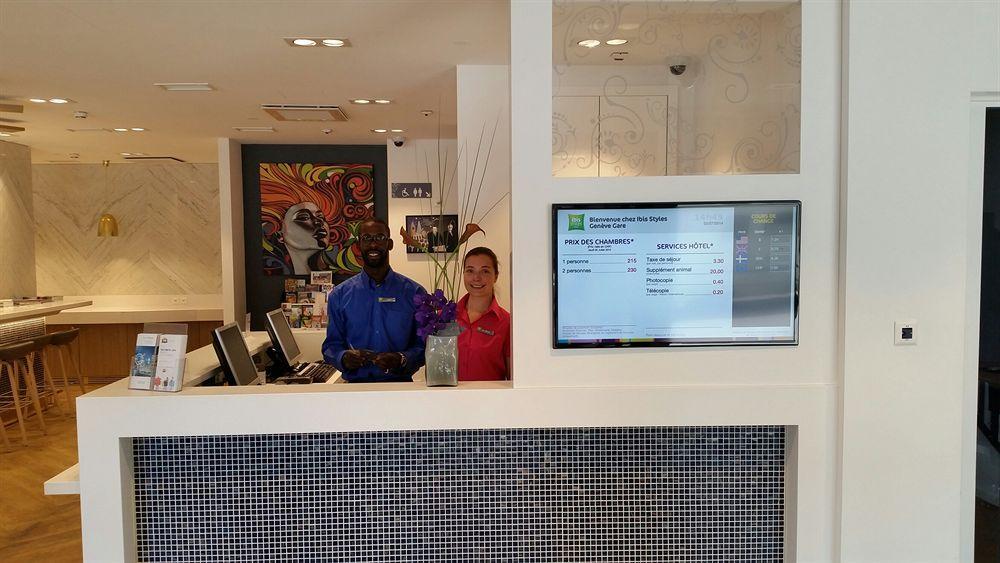 Visionapartments Place De Cornavin - Contactless Check-In เจนีวา ภายนอก รูปภาพ